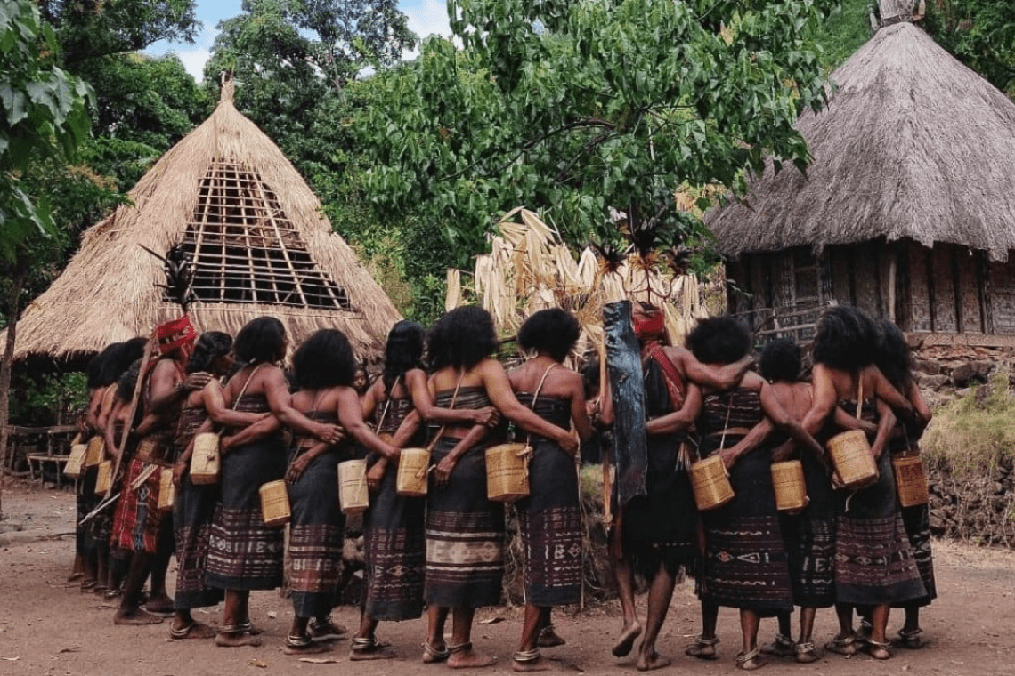 Moko Alor excursie Moko Alor excursie