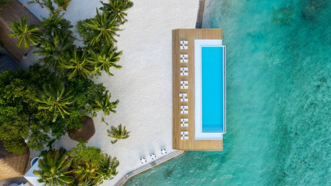 Sandies Bathala Resort - Diving Holidays  Sandies Bathala Resort - Diving Holidays