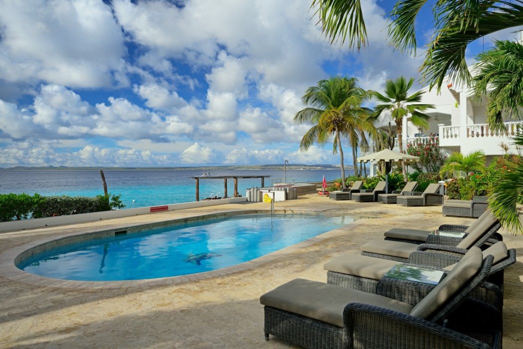 Belmar Oceanfront Apartments - Diving Holidays Belmar Oceanfront Apartments - Diving Holidays