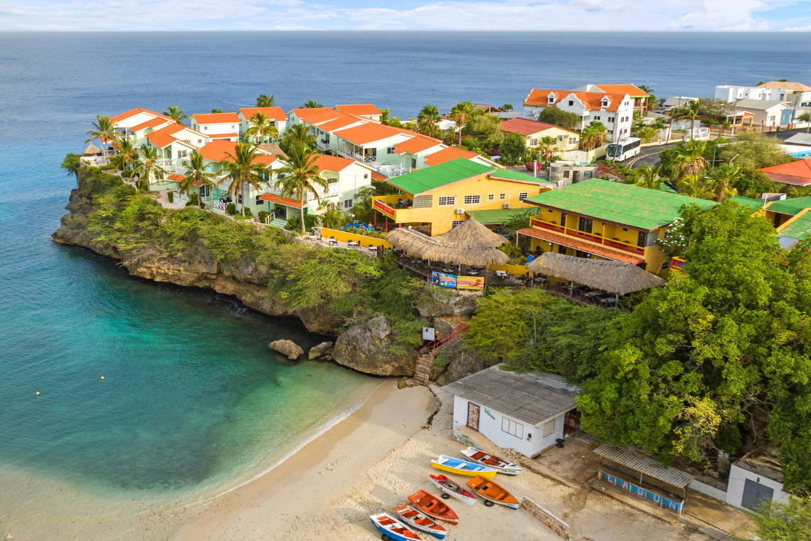 Bahia Apartments & Diving Bahia Apartments & Diving