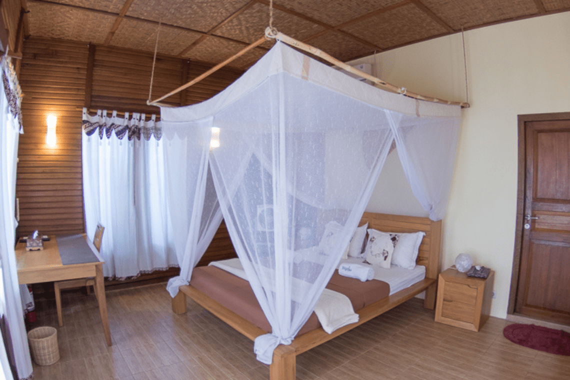 Tompotika Dive Lodge Tompotika Dive Lodge