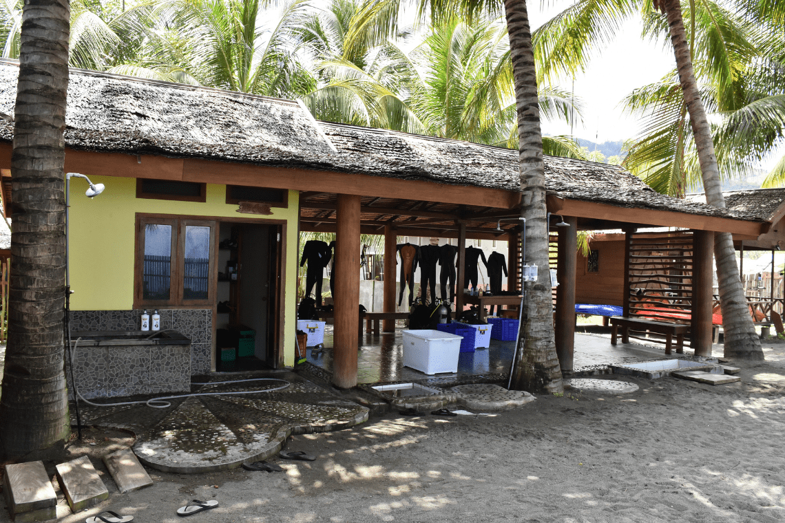 Tompotika Dive Lodge Tompotika Dive Lodge