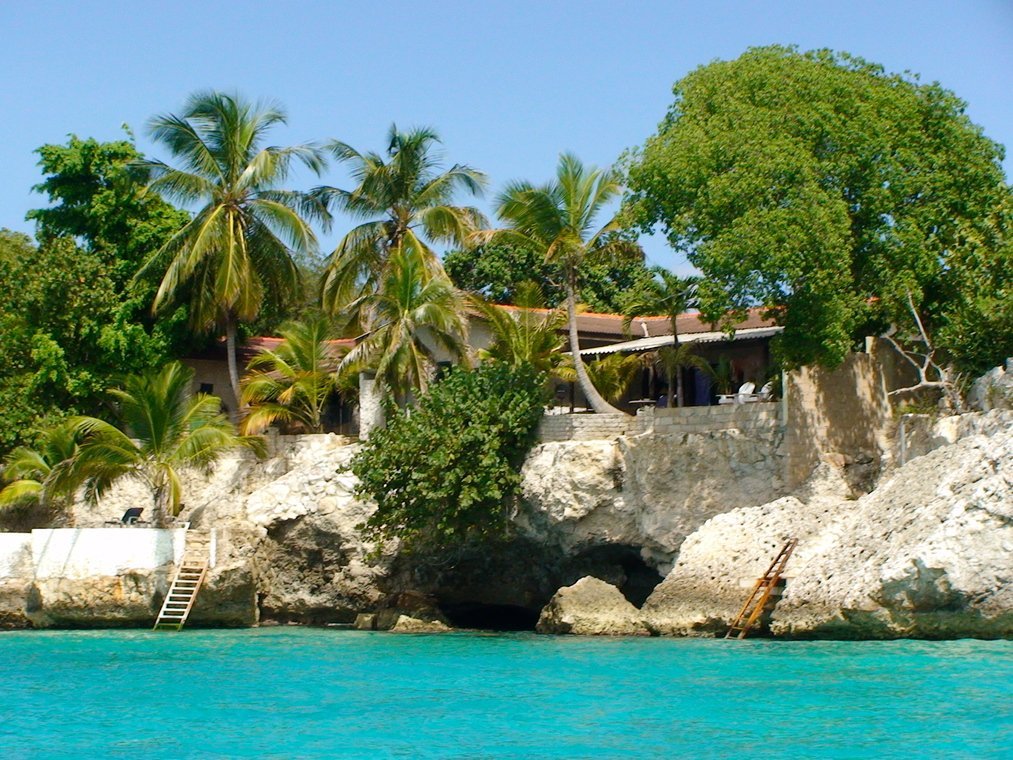 Sun Reef Village on Sea Ocean Two Bedroom Snapper