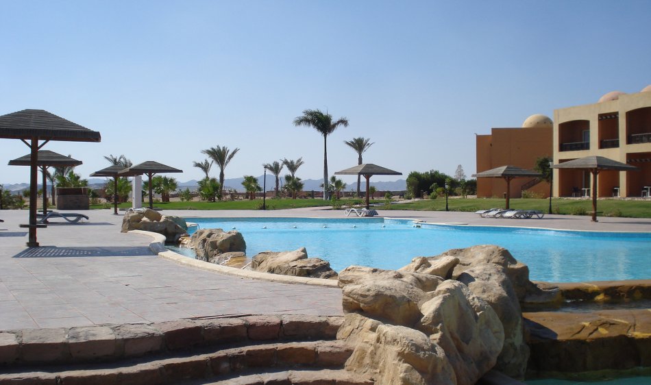 Wadi Lahmy Azur Hotel - Diving Holidays