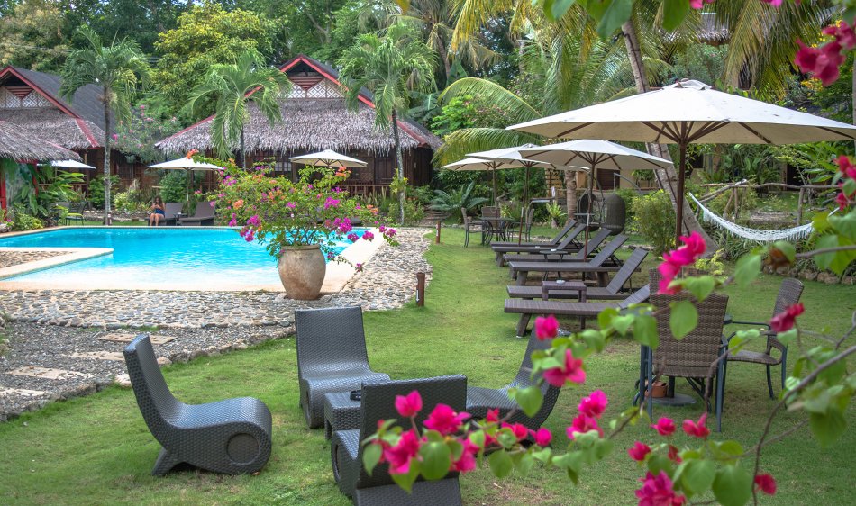 Oasis Beach & Dive Resort - Diving Holidays