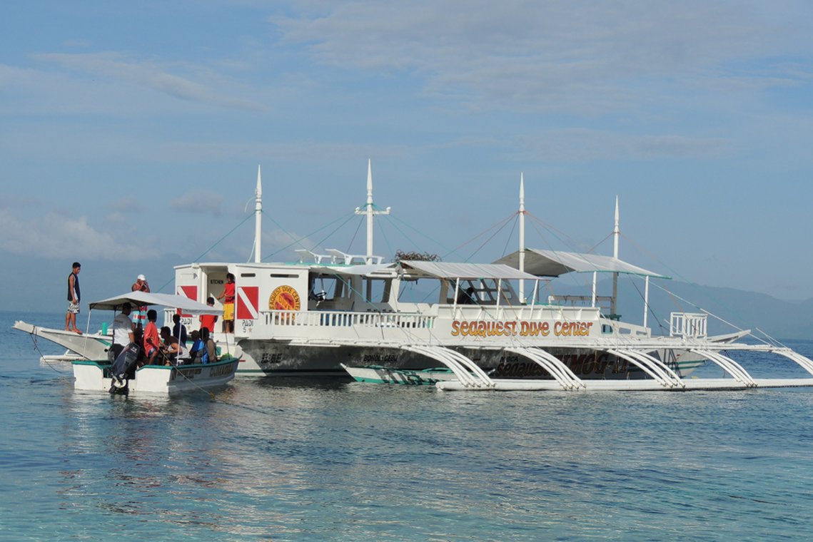 Seaquest Dive Center Moalboal - Diving Holidays