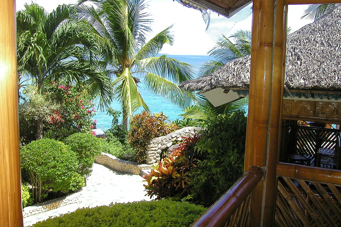 Magic Island Dive Resort - Diving Holidays