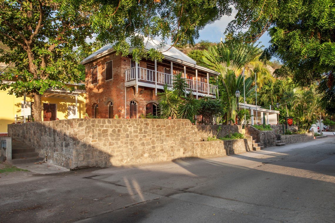 Old Gin House - Diving Holidays