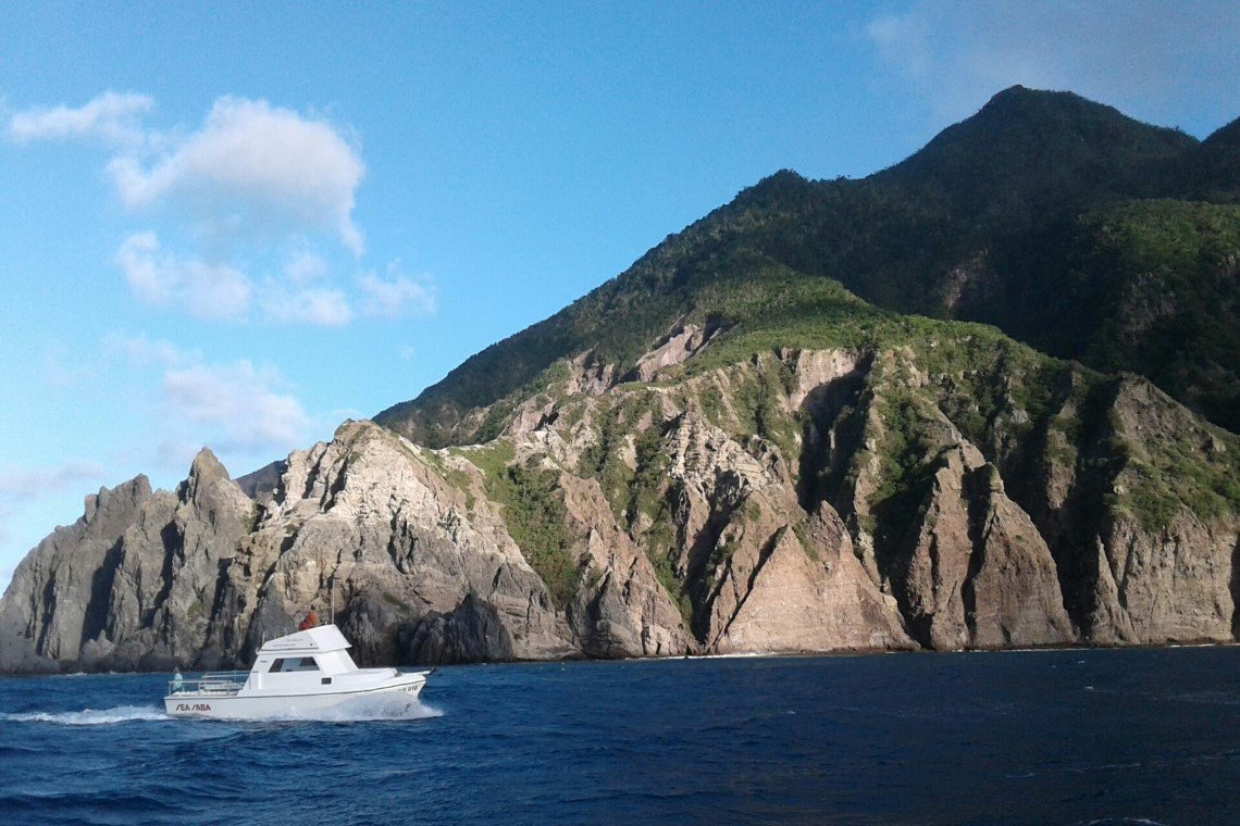 Sea Saba Advanced Dive Center - Diving Holidays