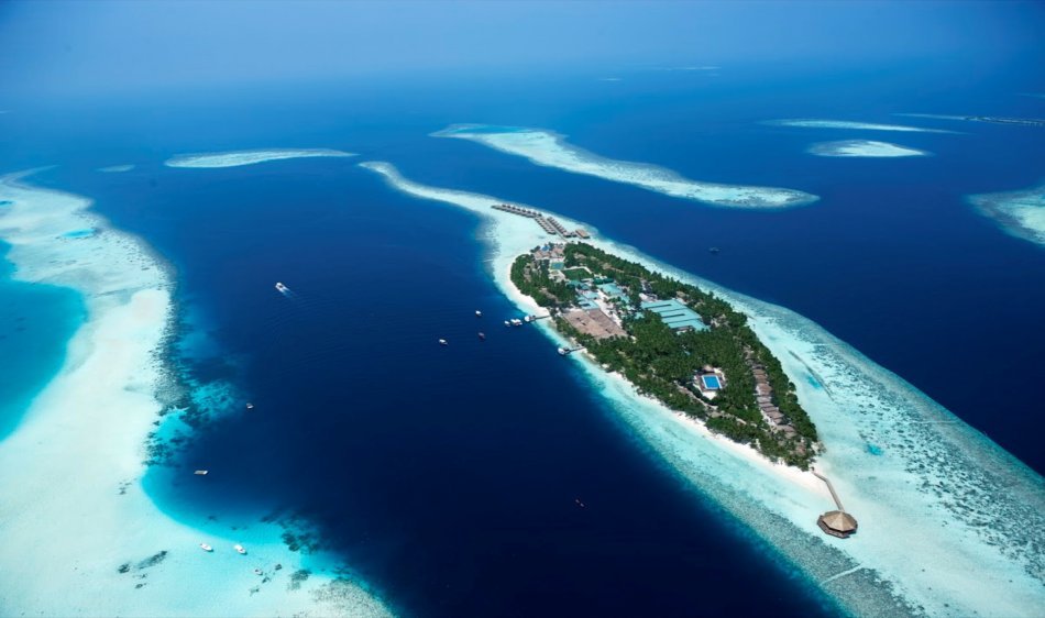 Vilamendhoo Island Resort - Diving Holidays