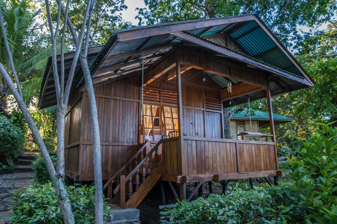 Bunaken Divers Seabreeze Resort - Diving Holidays