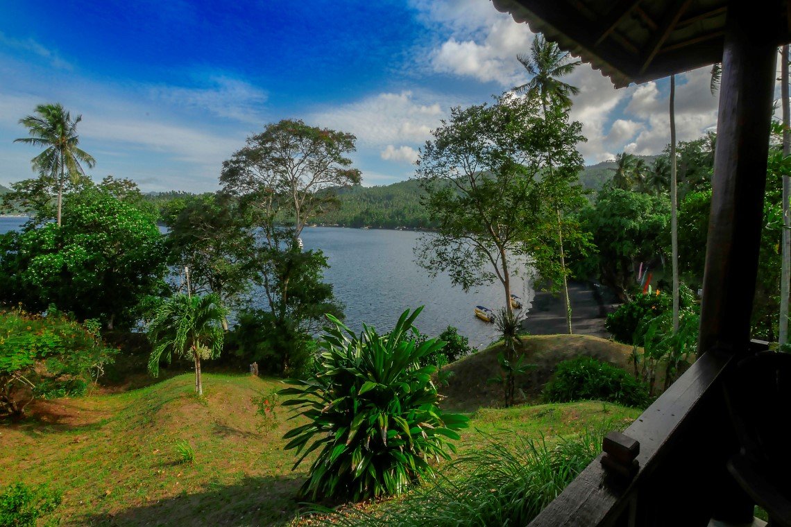 Black Sand Dive Retreat - Diving Holidays