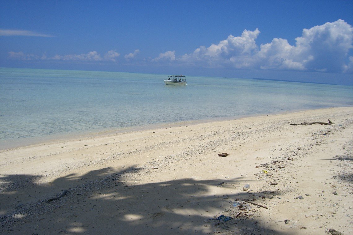 Nunukan Island Resort - Diving Holidays Nunukan Island Resort - Diving Holidays