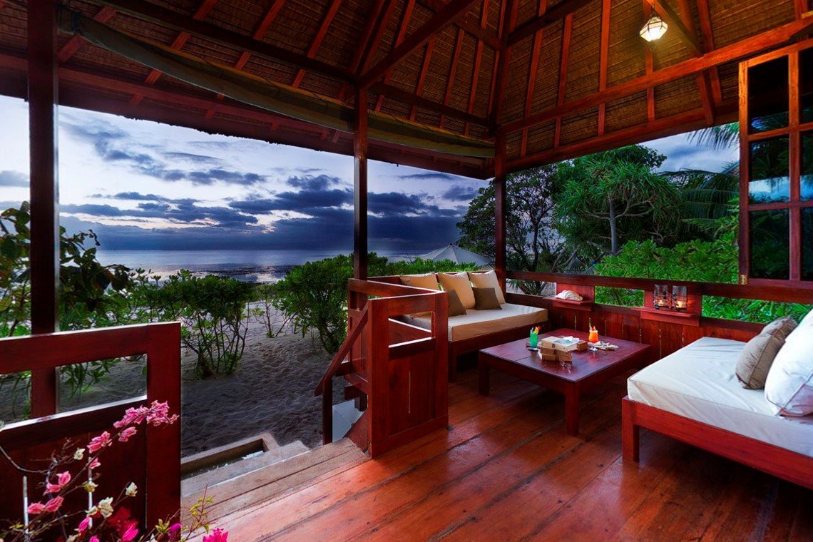 Wakatobi Dive Resort - Ocean Bungalow