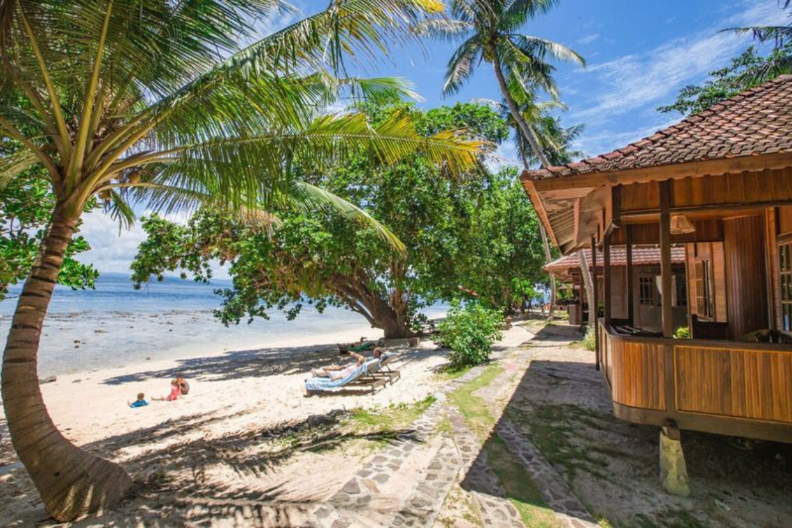 Bangka Island Resort - Standard Ocean Front Cottage