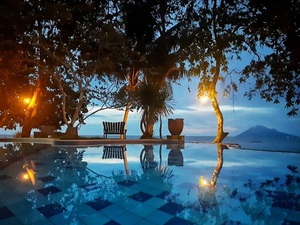 Murex Manado Dive Resort - Zwembad Murex Manado Dive Resort - Zwembad