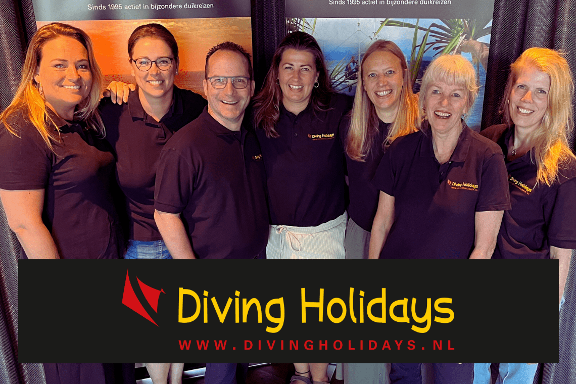 Diving Holidays teamfoto Diving Holidays teamfoto