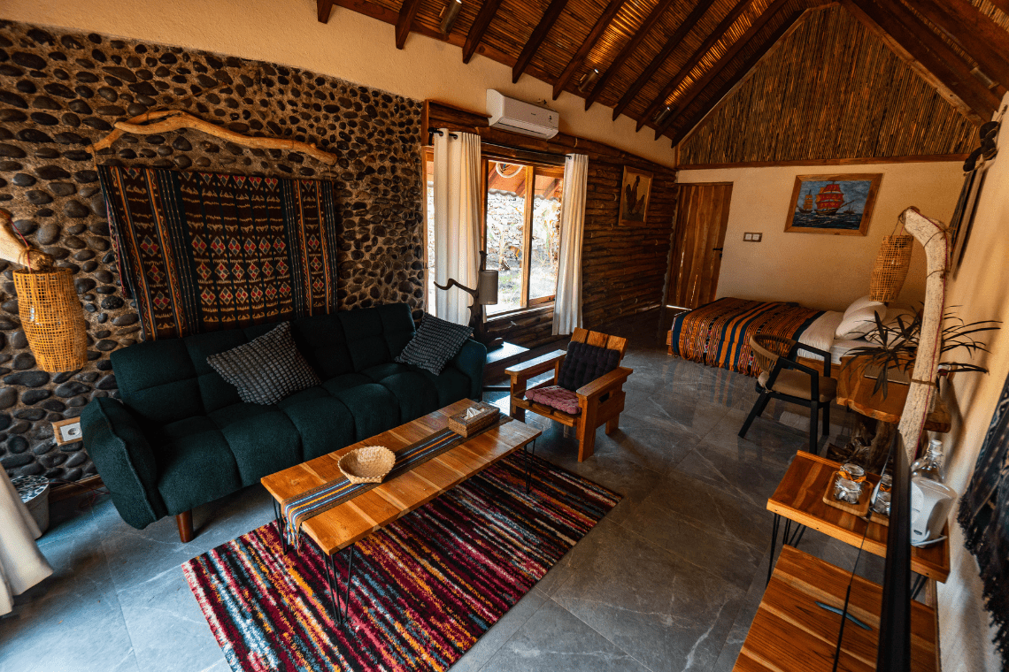 Moko Alor Moko Alor