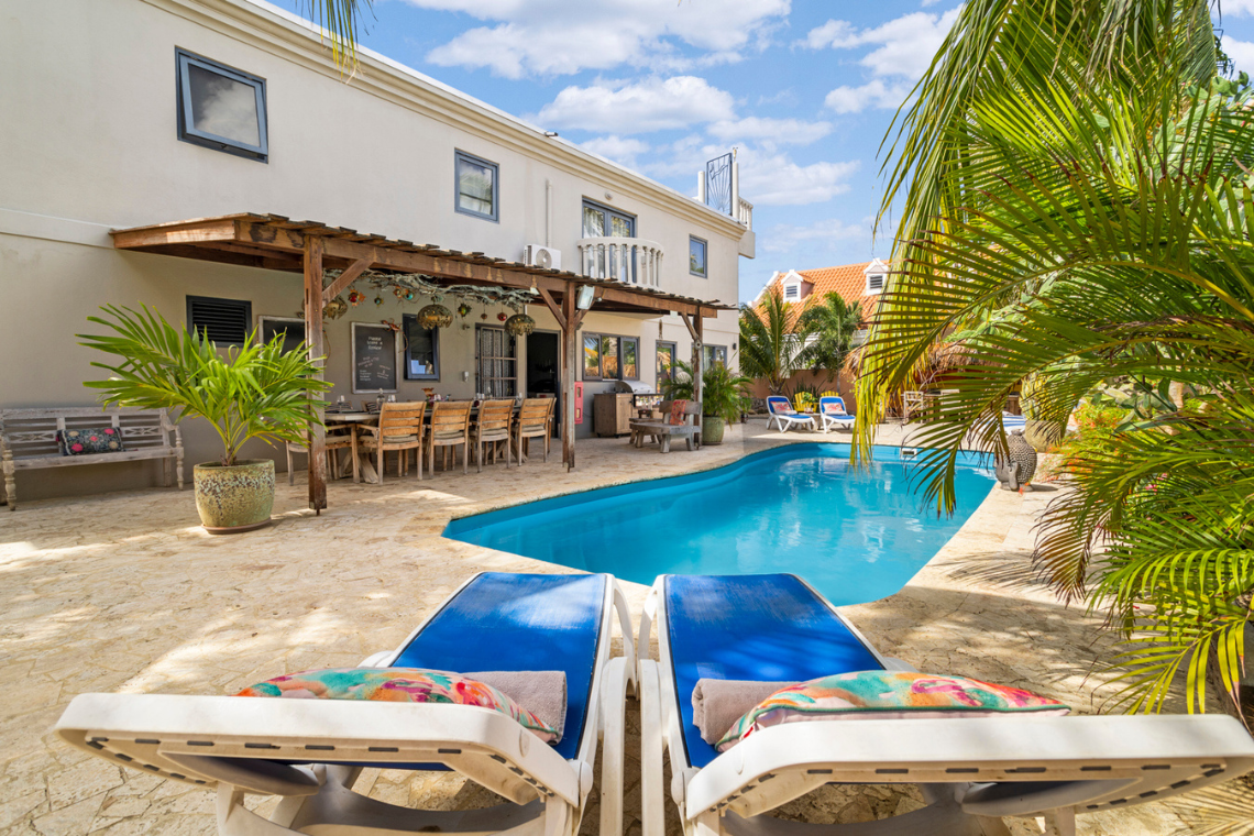 Oasis Guesthouse Oasis Guesthouse